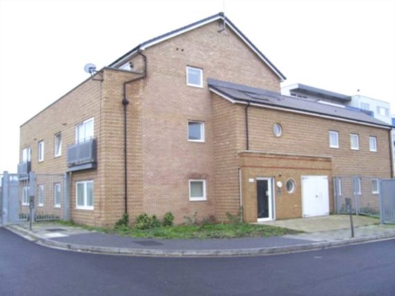 1 Bedroom Apartment